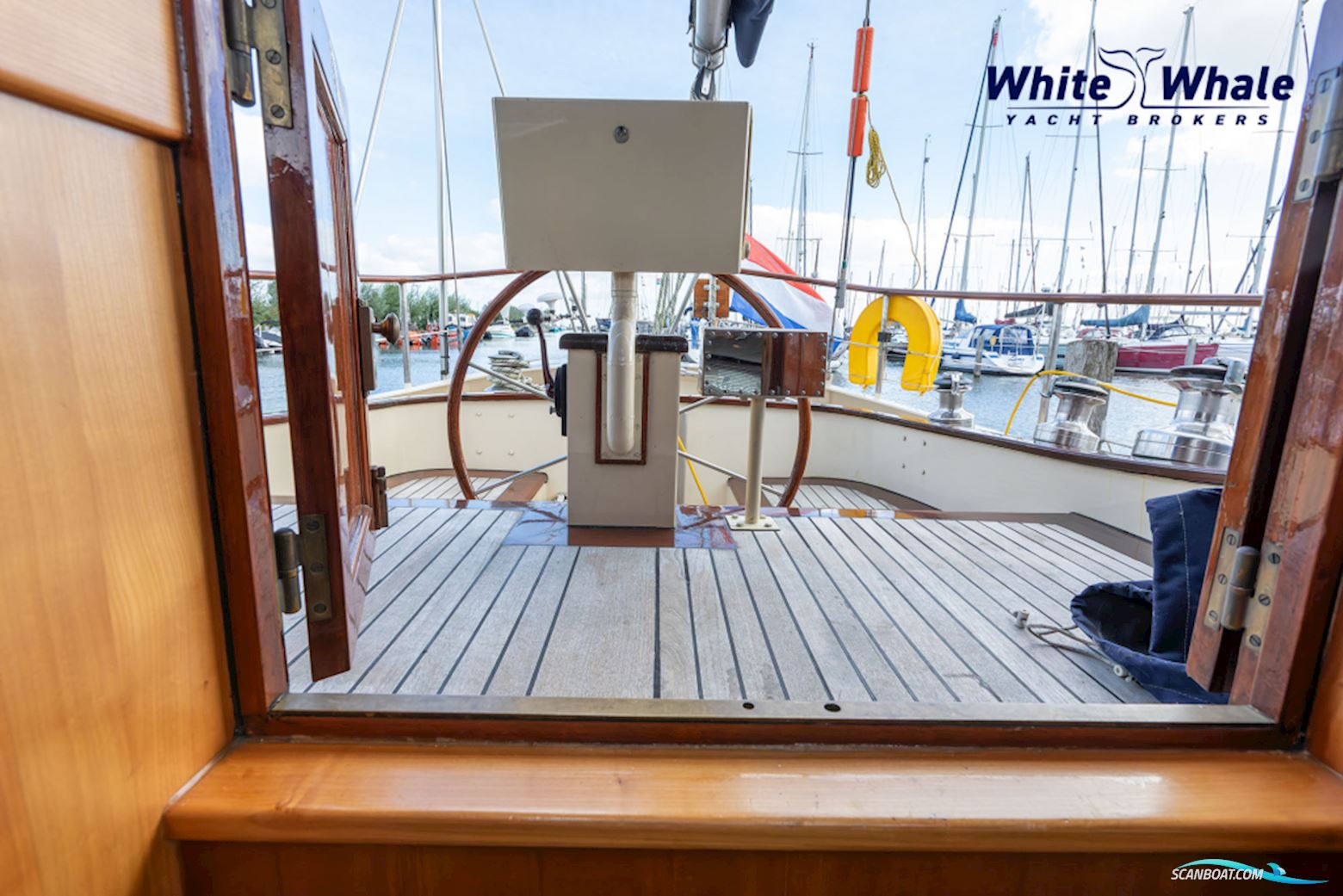 Pieter Beeldsnijder Stagzeil Schoener Custom Built Refit