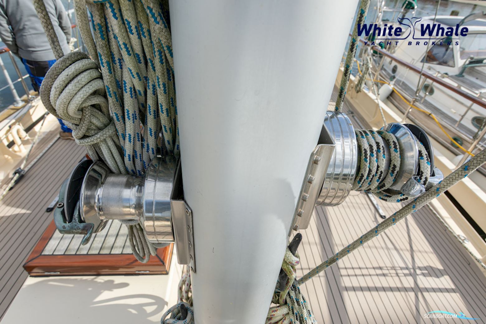 Pieter Beeldsnijder Stagzeil Schoener Custom Built Refit