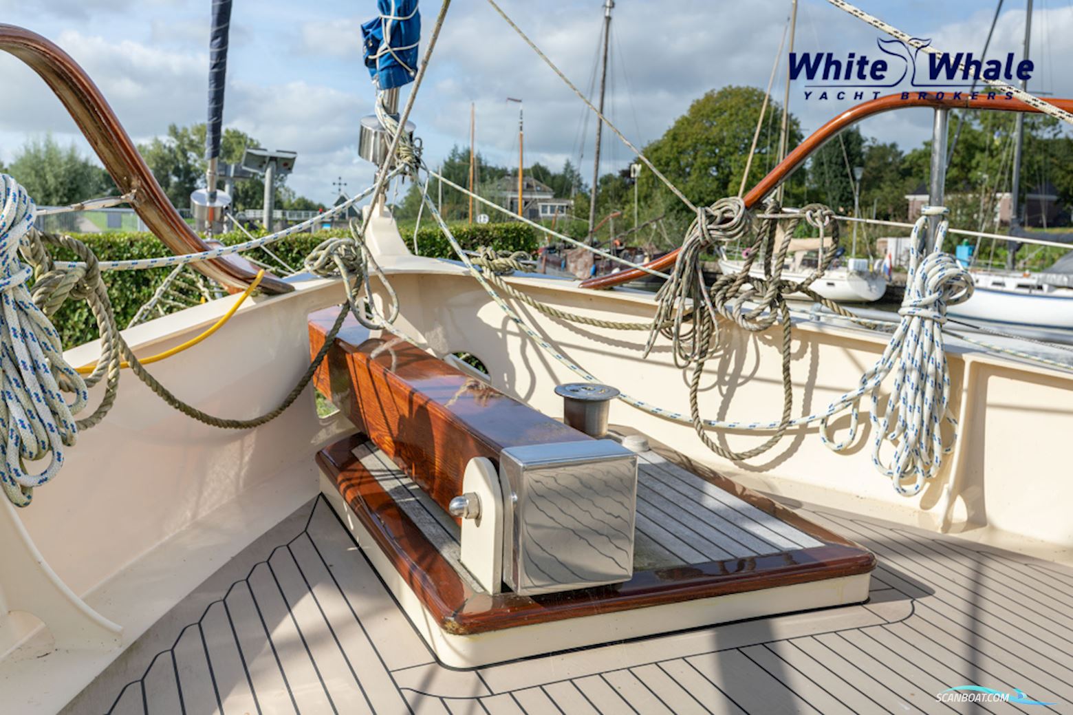 Pieter Beeldsnijder Stagzeil Schoener Custom Built Refit