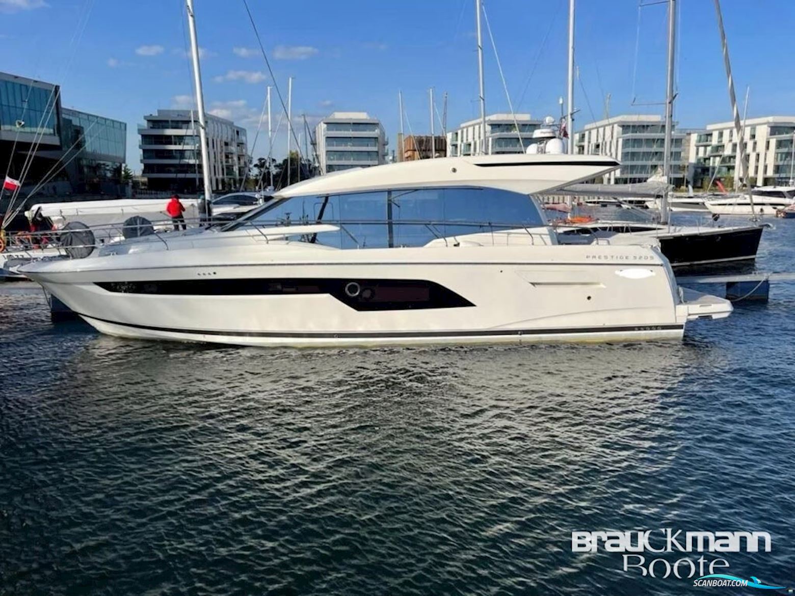 Prestige Yachts 520 S