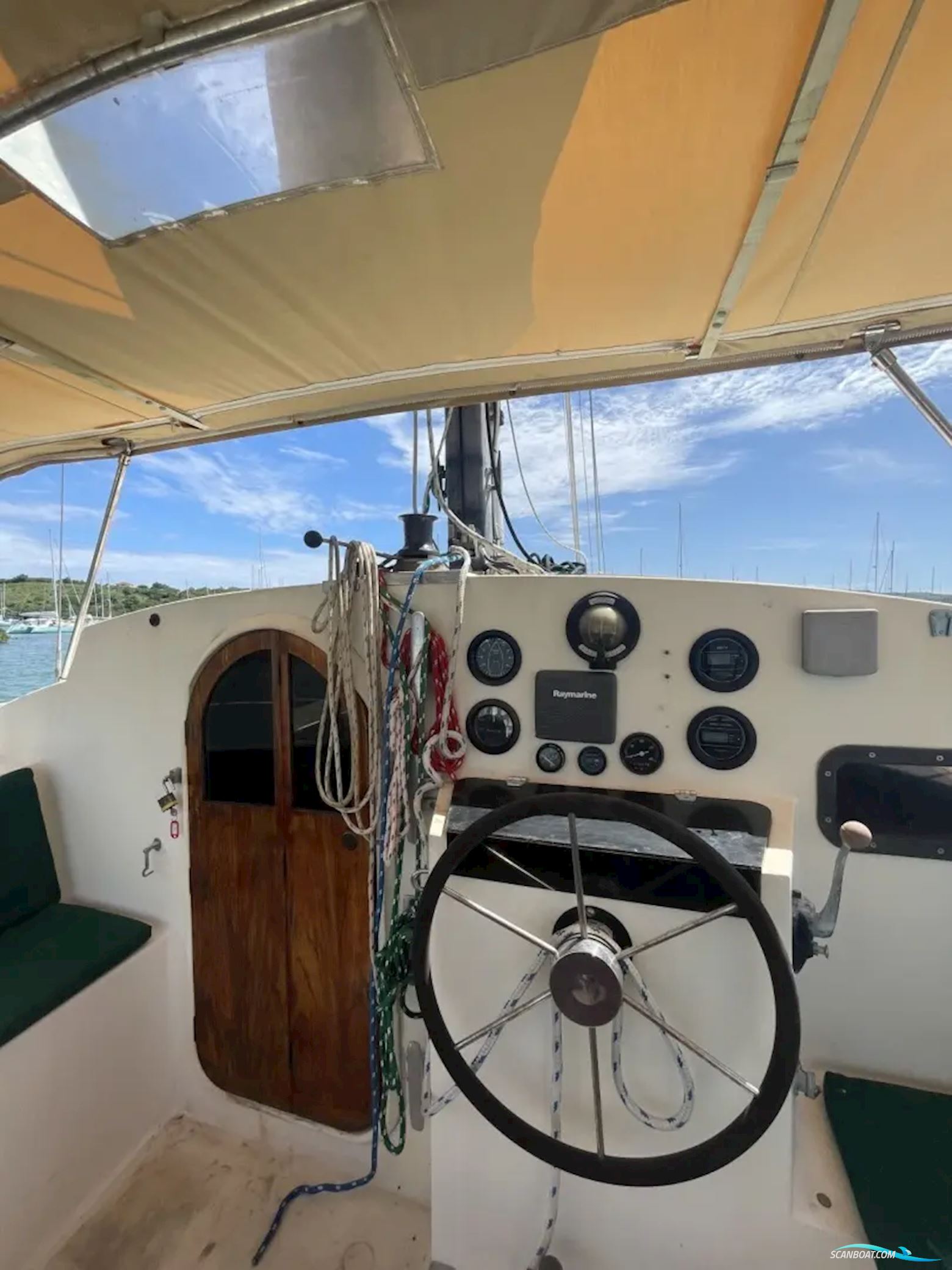 Prout Snowgoose 37