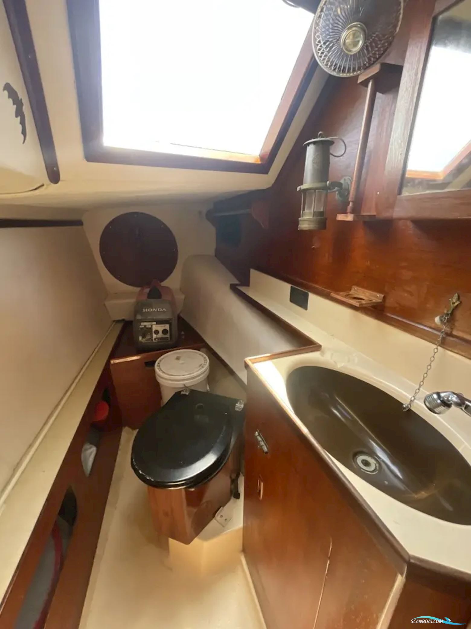 Prout Snowgoose 37
