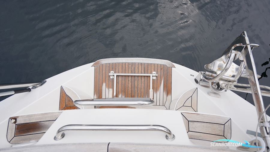 Regina 38