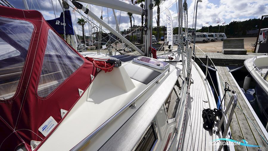 Regina 38