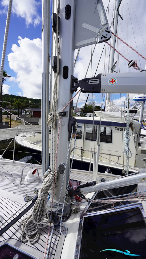 Regina 38