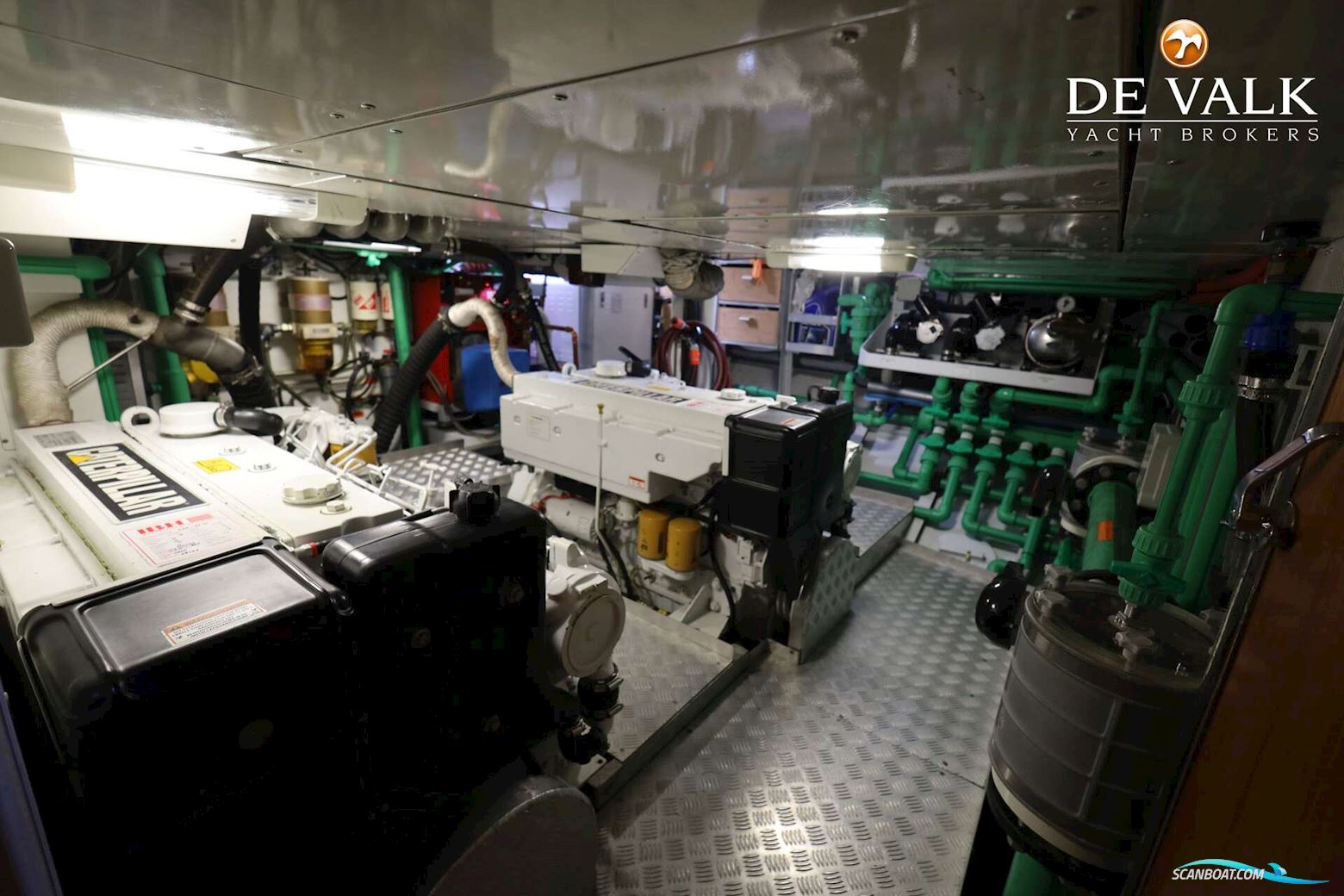 Robert Clark 64 Pilothouse