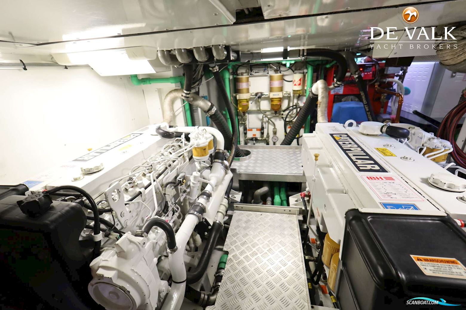 Robert Clark 64 Pilothouse