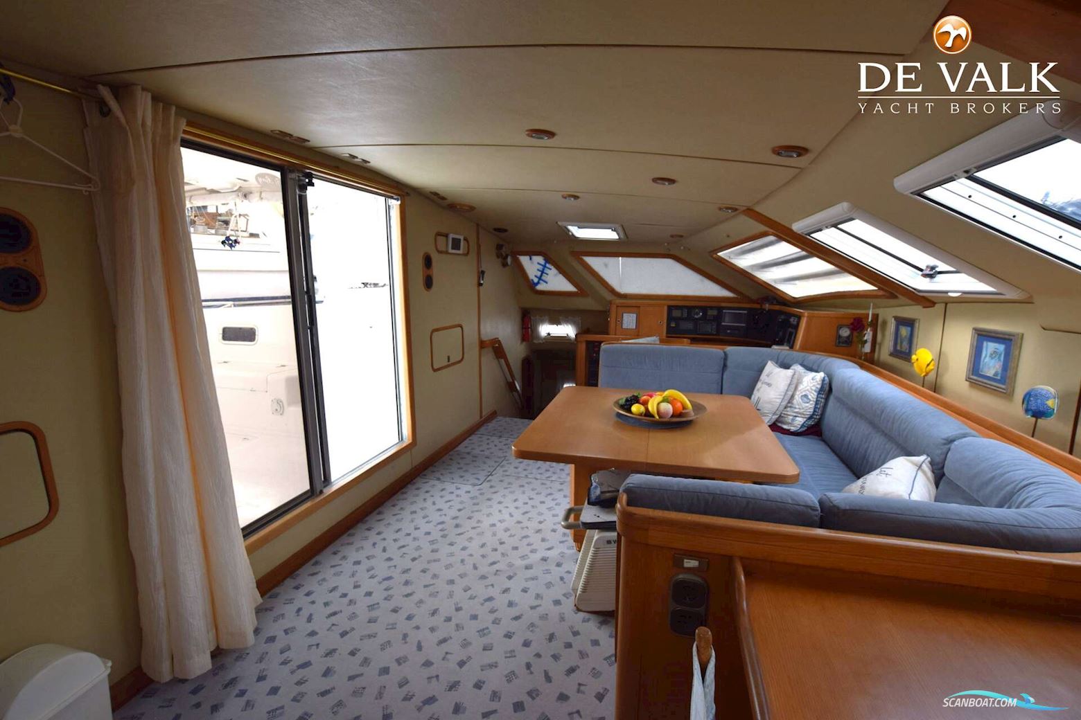 Robertson & Caine One off