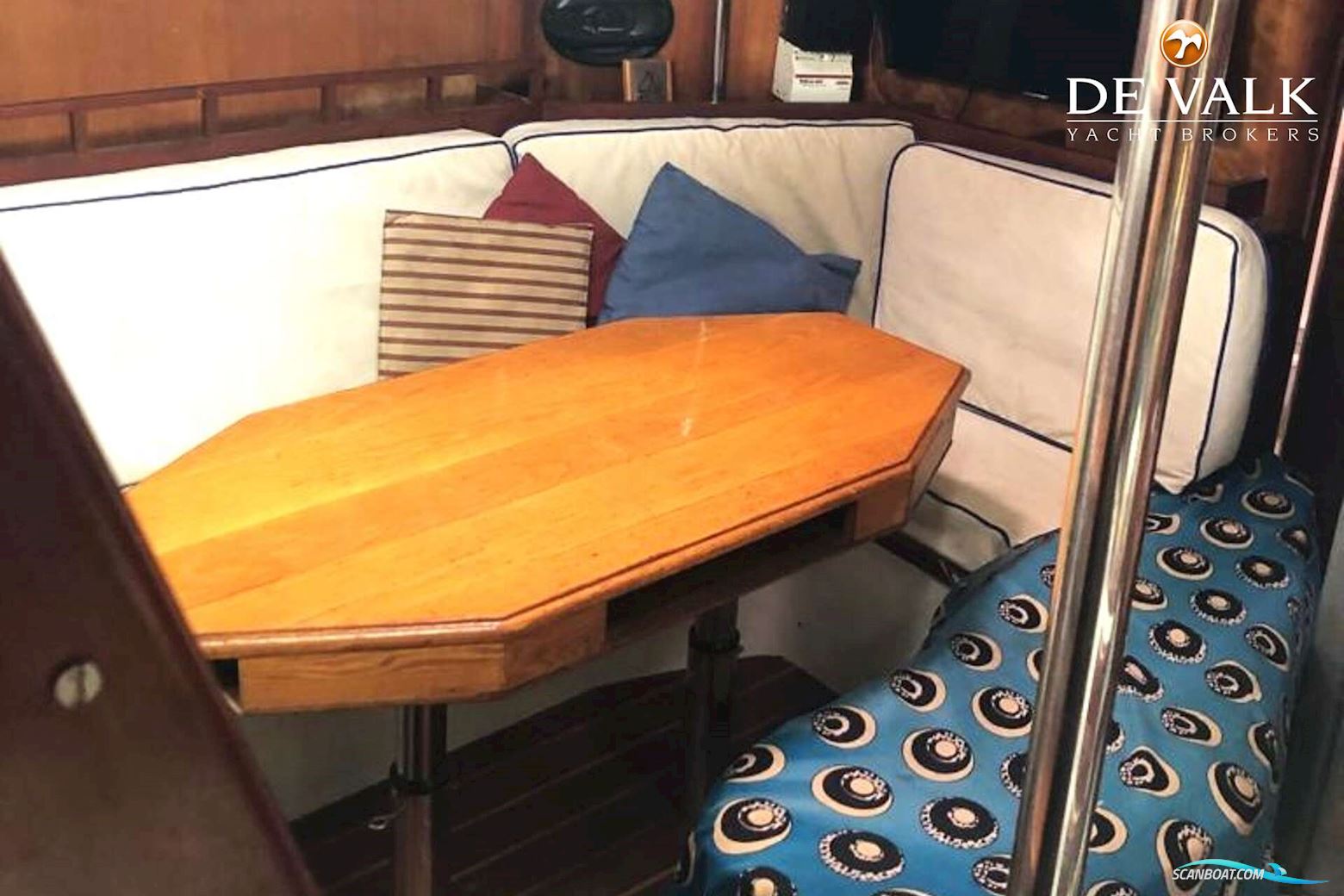 RON HOLLAND Omega 46