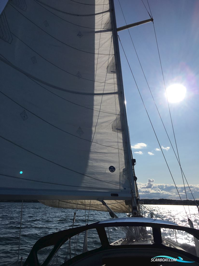 Sagitta 35