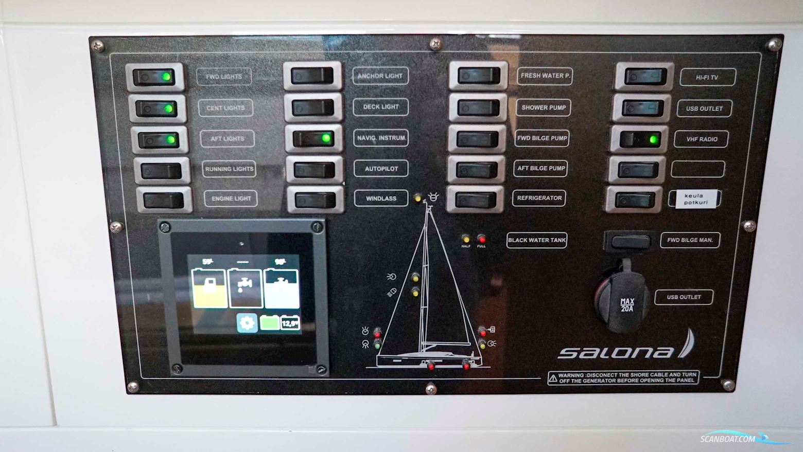 Salona 380