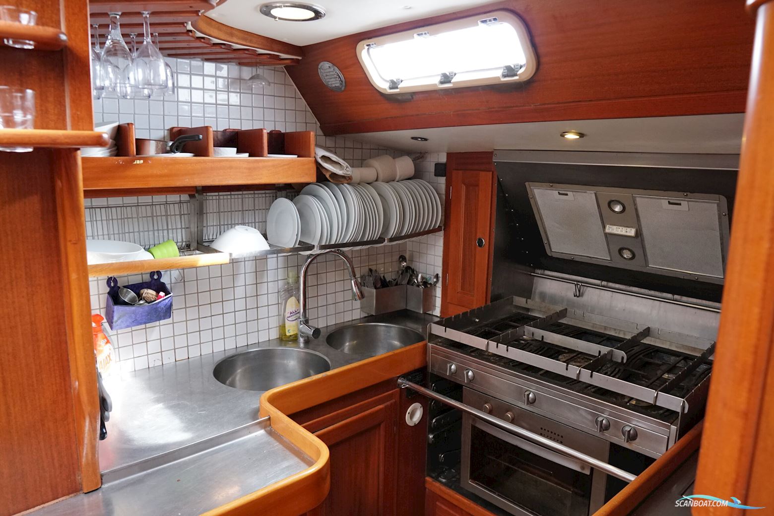 Scandinavian Cruiser Eagle 64