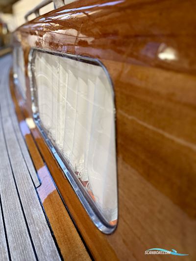 Schneller Klassiker-6 KR Matth.-Paulsen in Bestform Sejlbåd 1973, med Volvo Penta 2030 motor, Tyskland