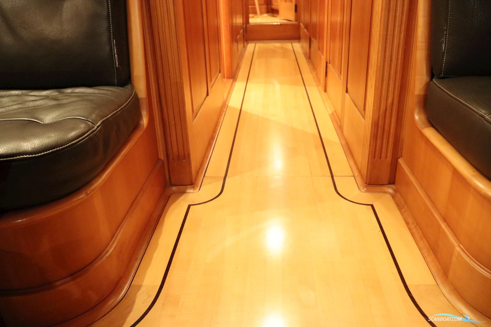 Schokker 18.60 Meter Hoek Design