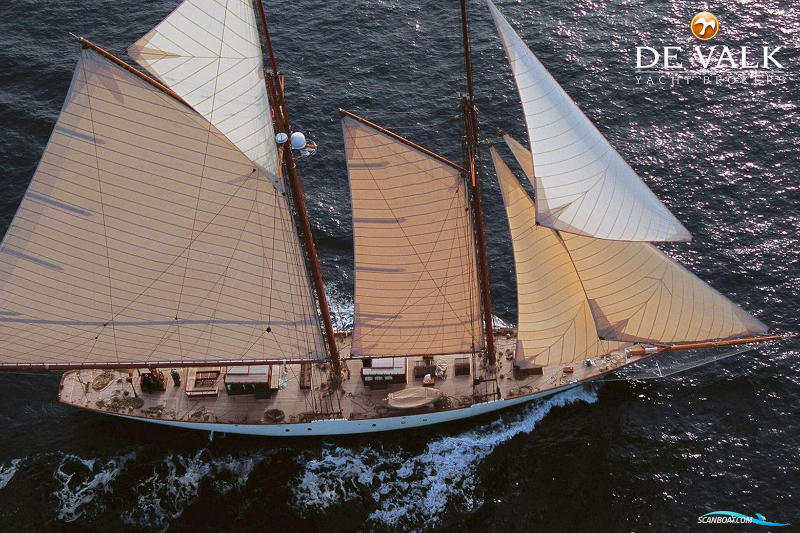Schooner Classic Gaff