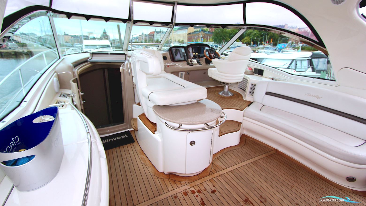 Sea Ray 525 Sundancer