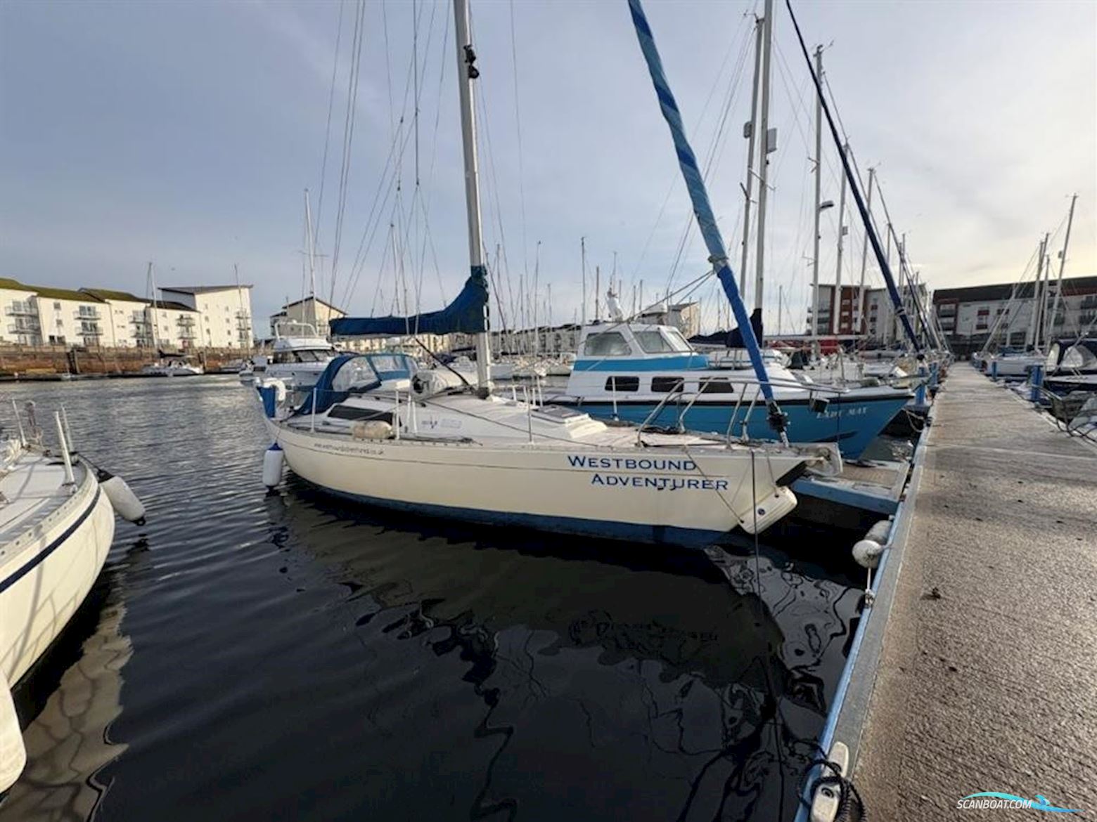 Sigma  33 Cruiser Sejlbåd 1983, med Beta  20 motor, England