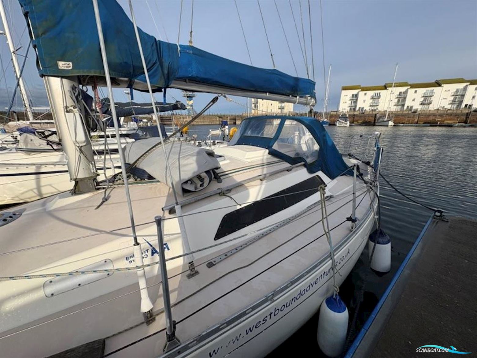 Sigma  33 Cruiser