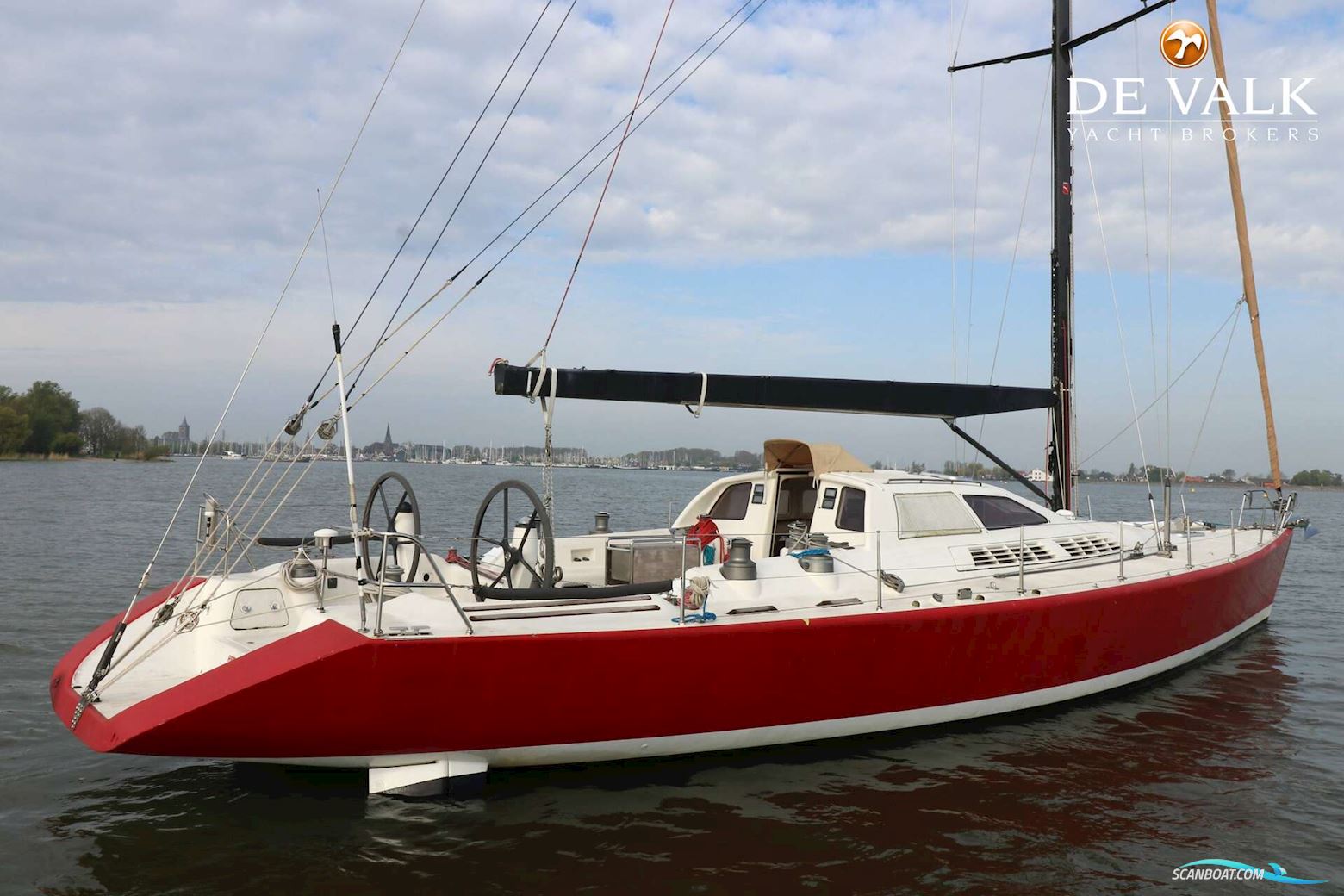 Simonis Voogd 63 with lift keel