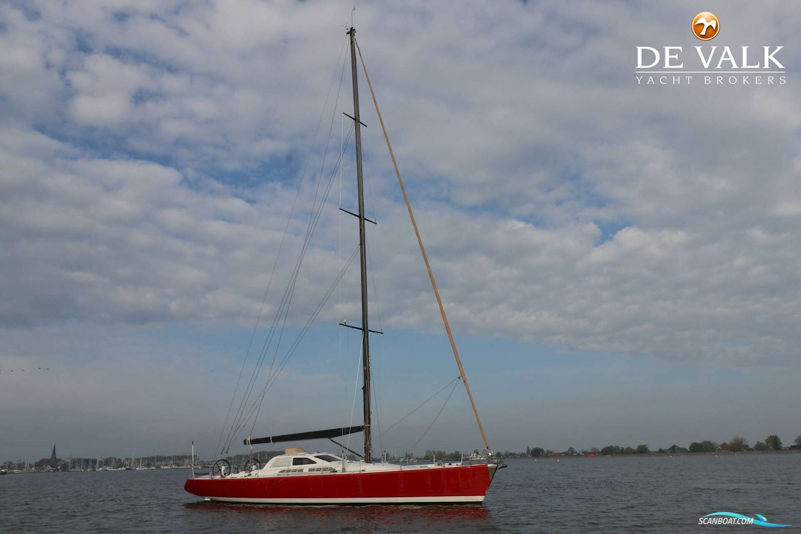 Simonis Voogd 63 with lift keel