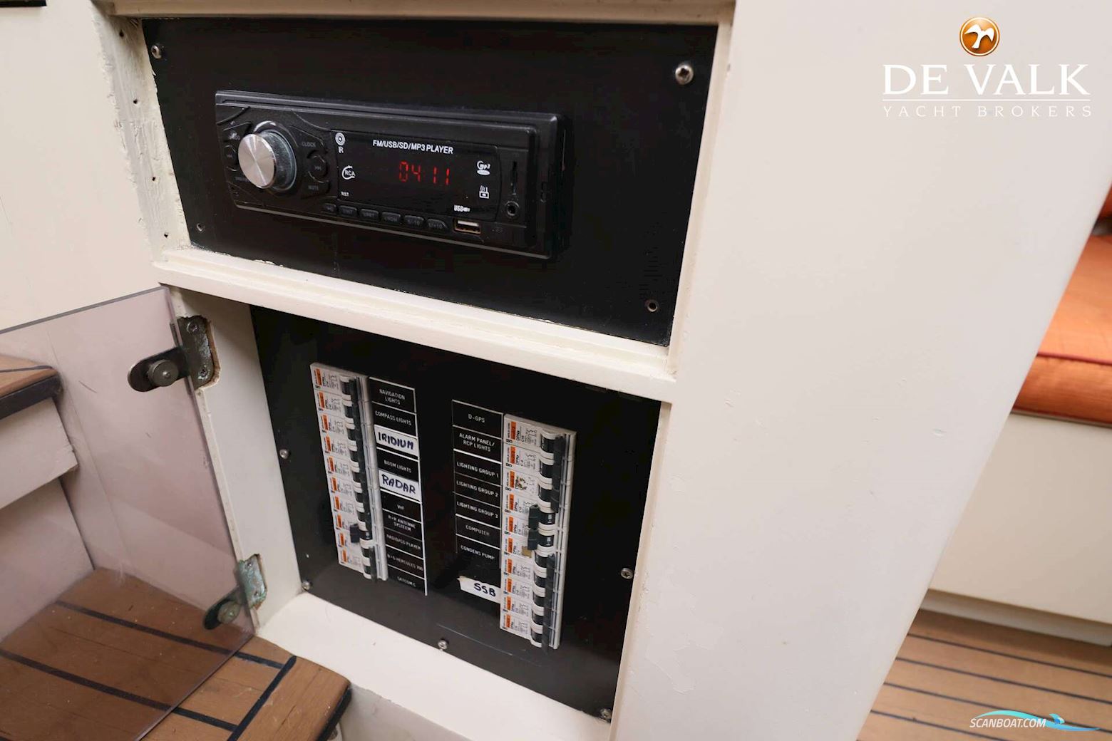 Simonis Voogd 63 with lift keel