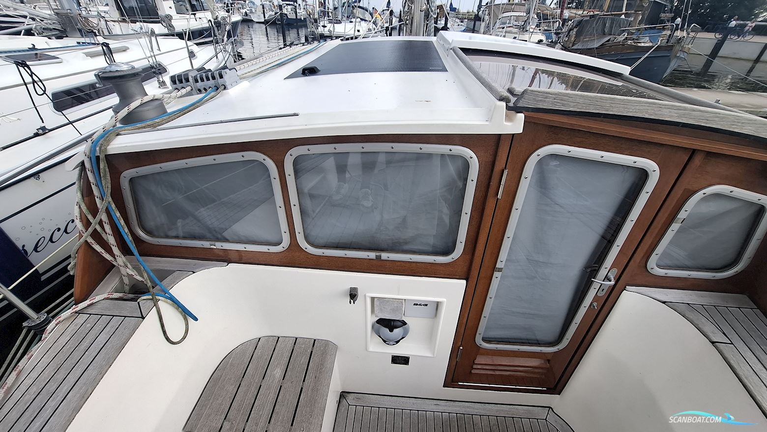 Sirius 32 DS