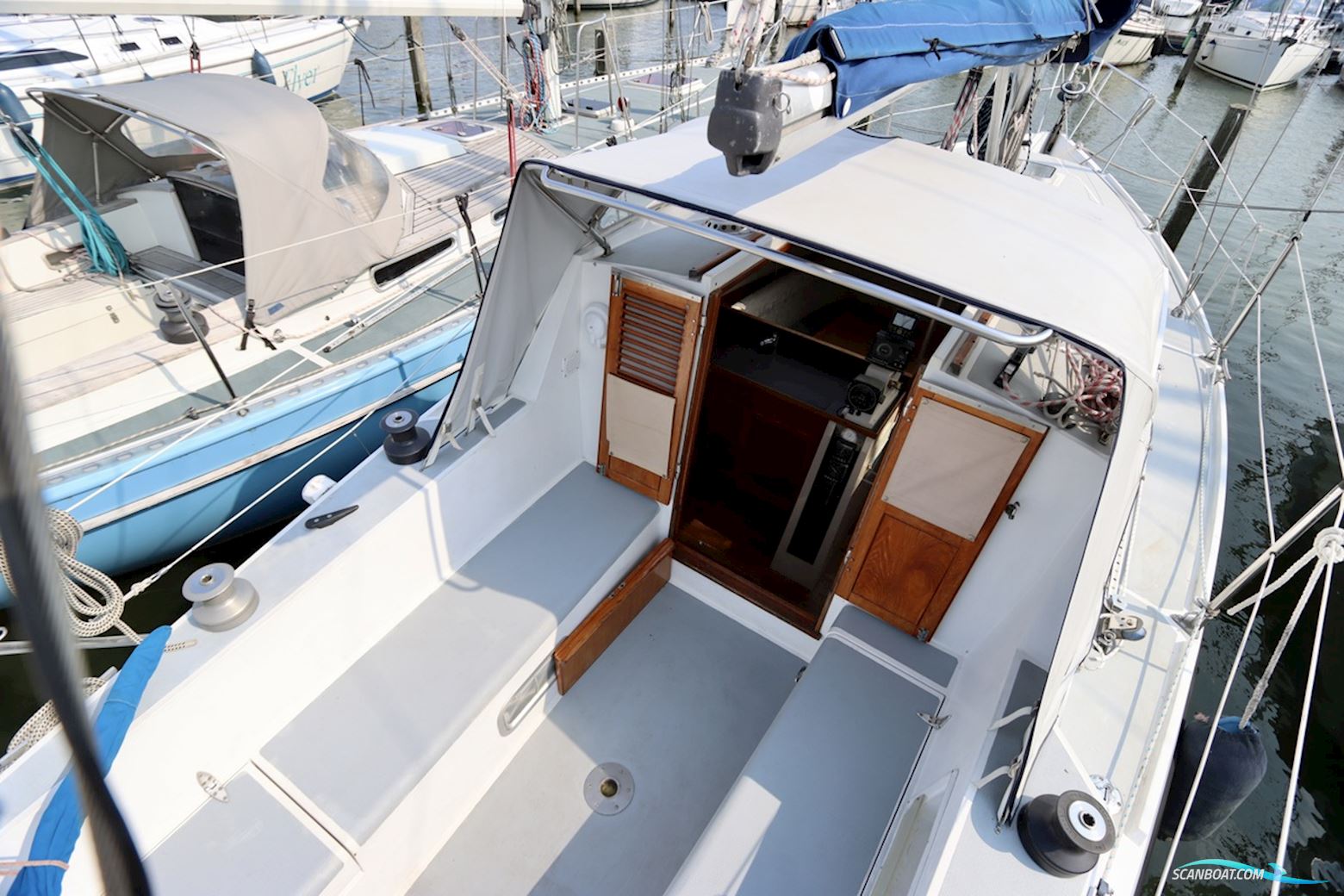 SOUTHERLY 95 Lifting Keel