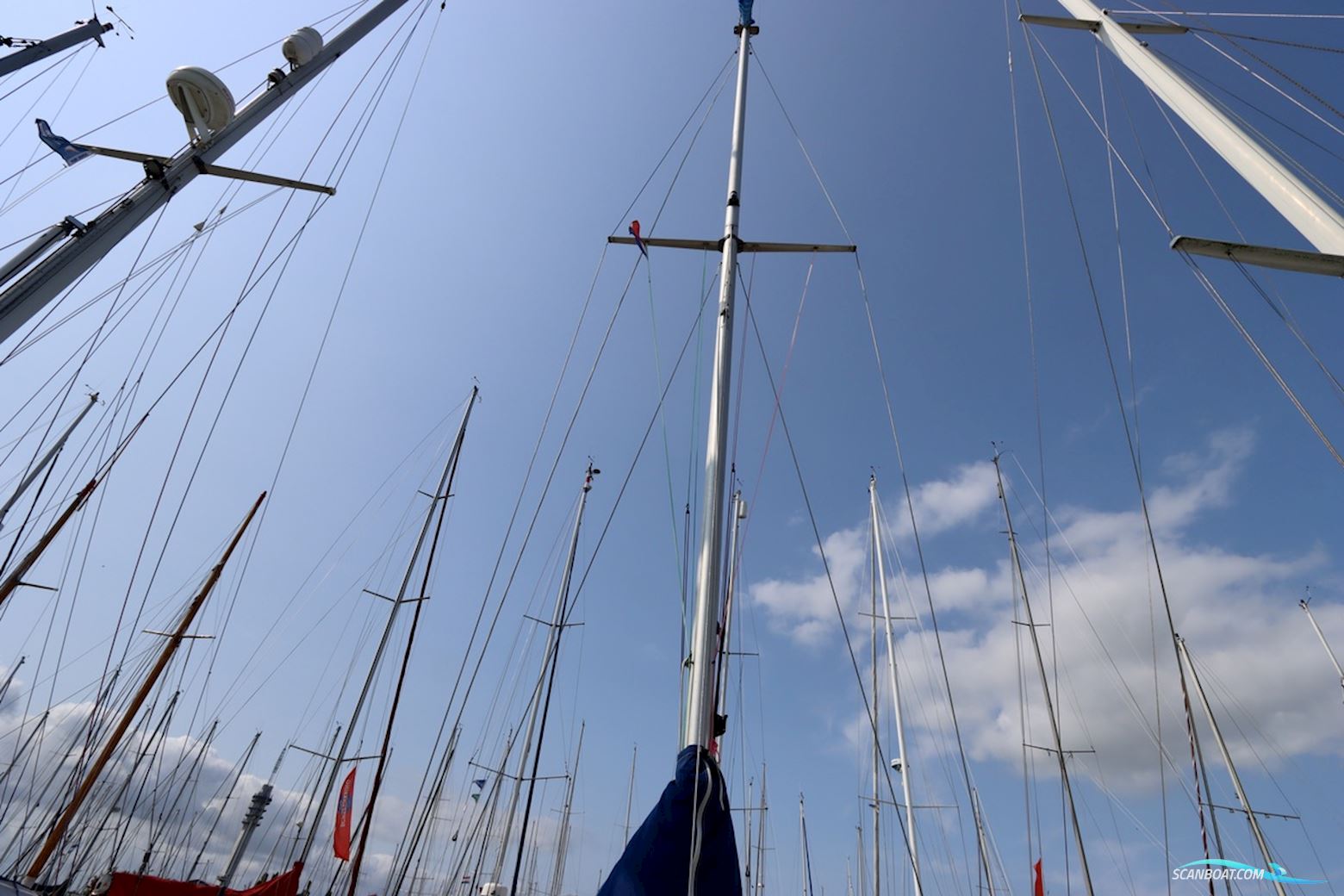 SOUTHERLY 95 Lifting Keel