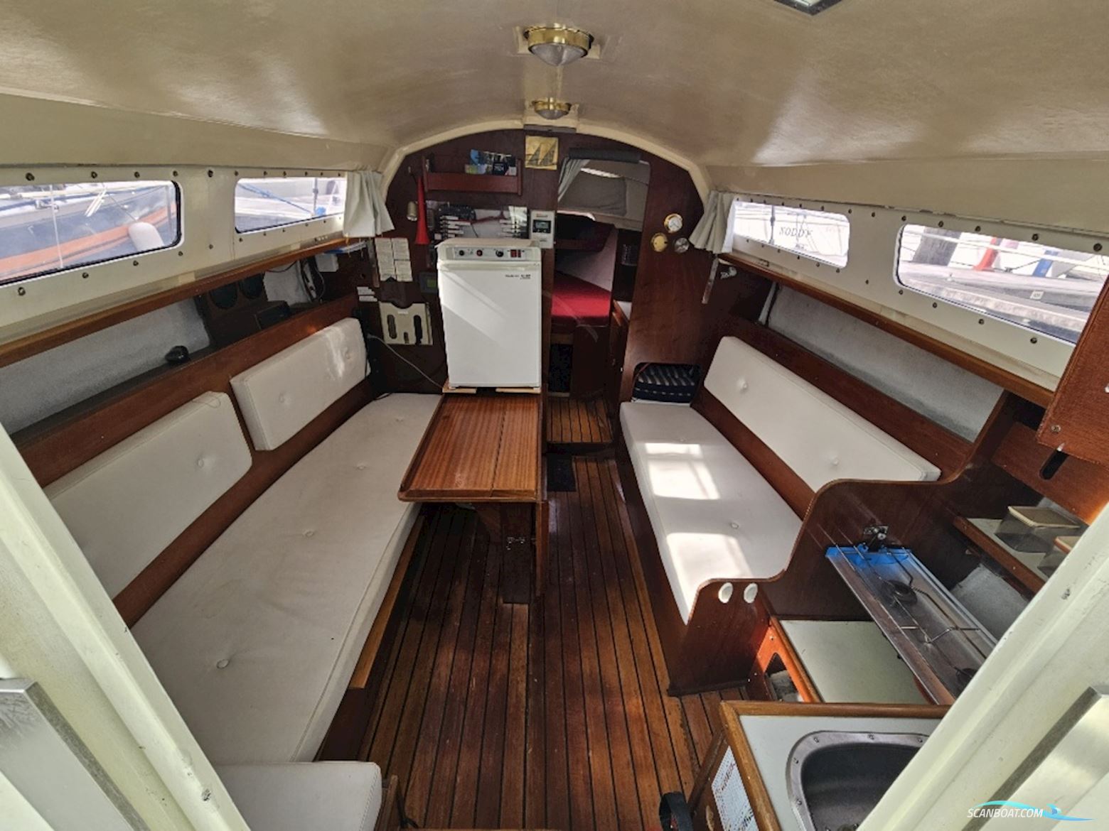 Sturgeon 28