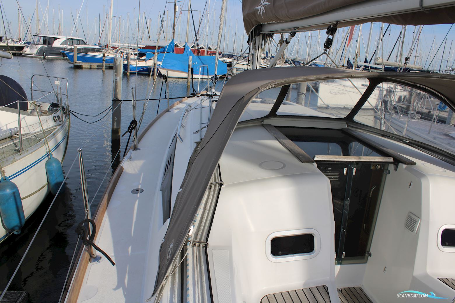 Sun Odyssey 349