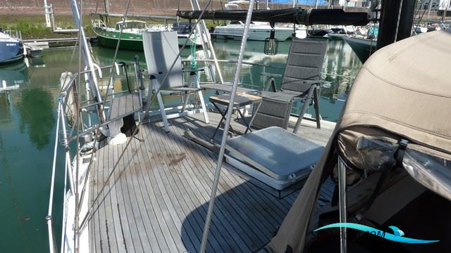 Suncoast 48