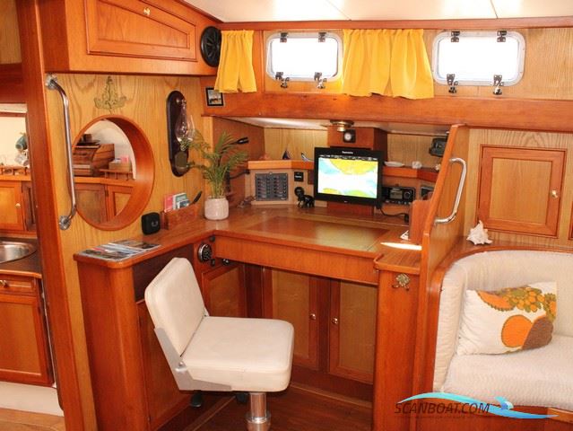 Suncoast 48