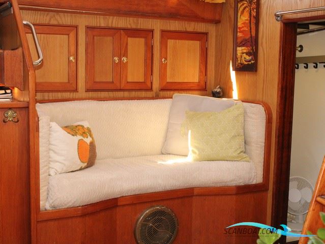 Suncoast 48
