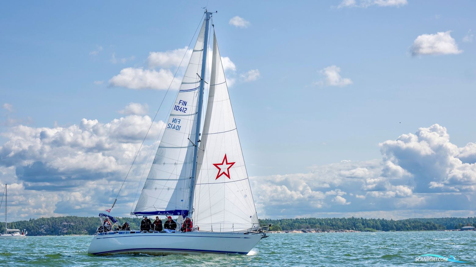 Swan 371