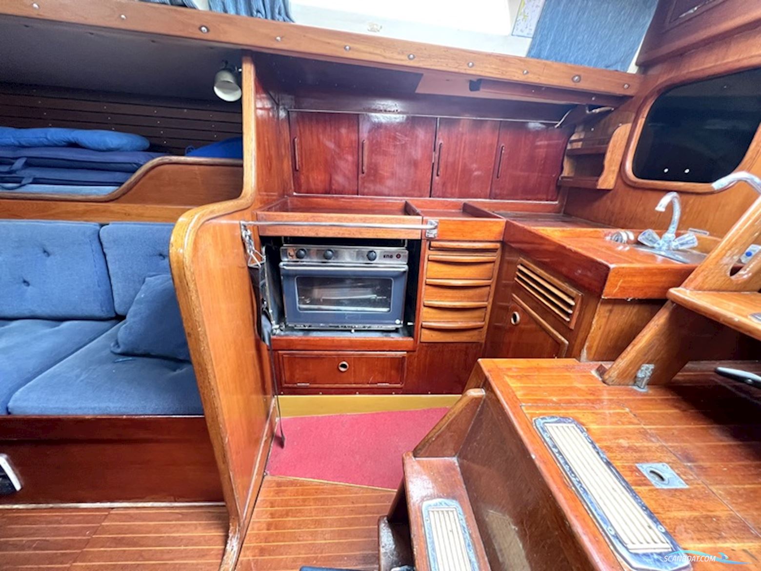 Swan 38