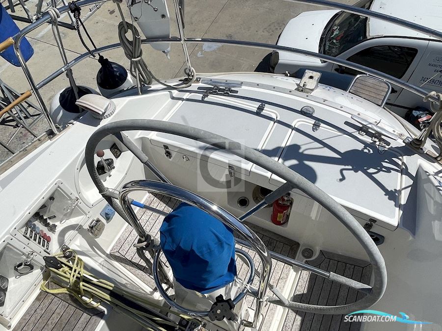 Swan 39
