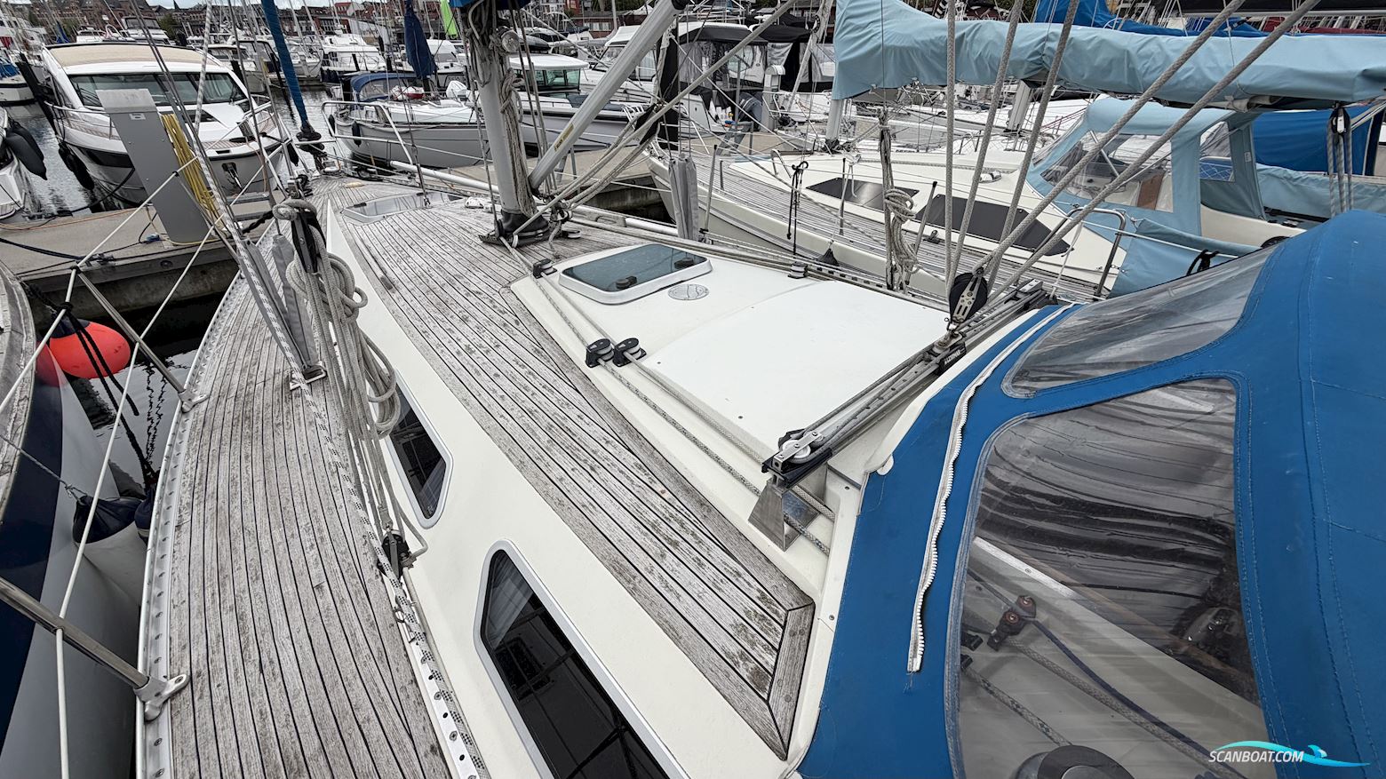 Sweden Yacht 340