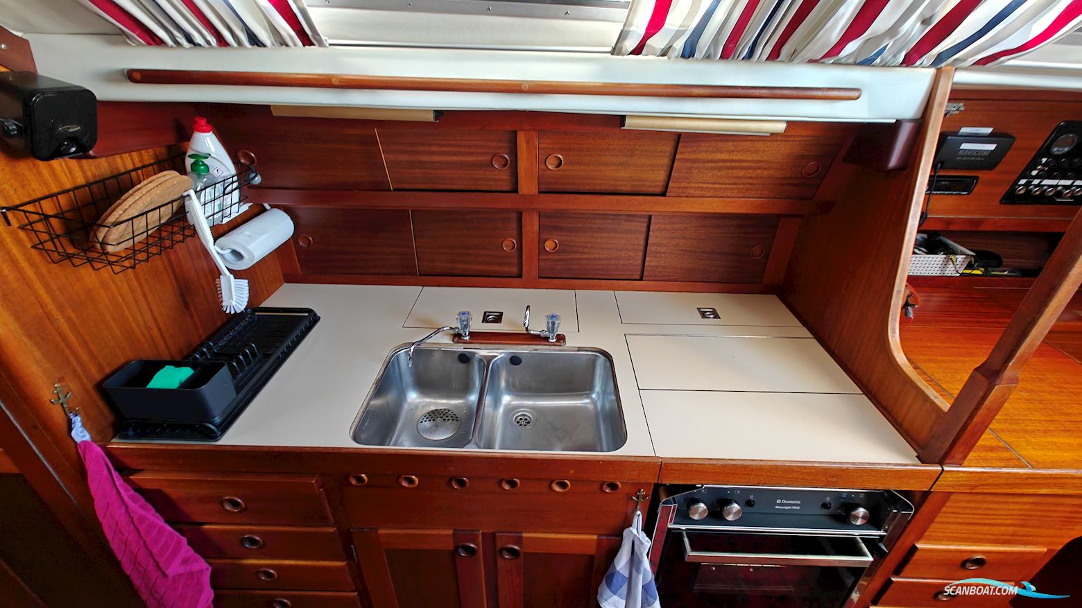 Sweden Yachts 34 Sejlbåd 1980, med Nanni motor, Finland