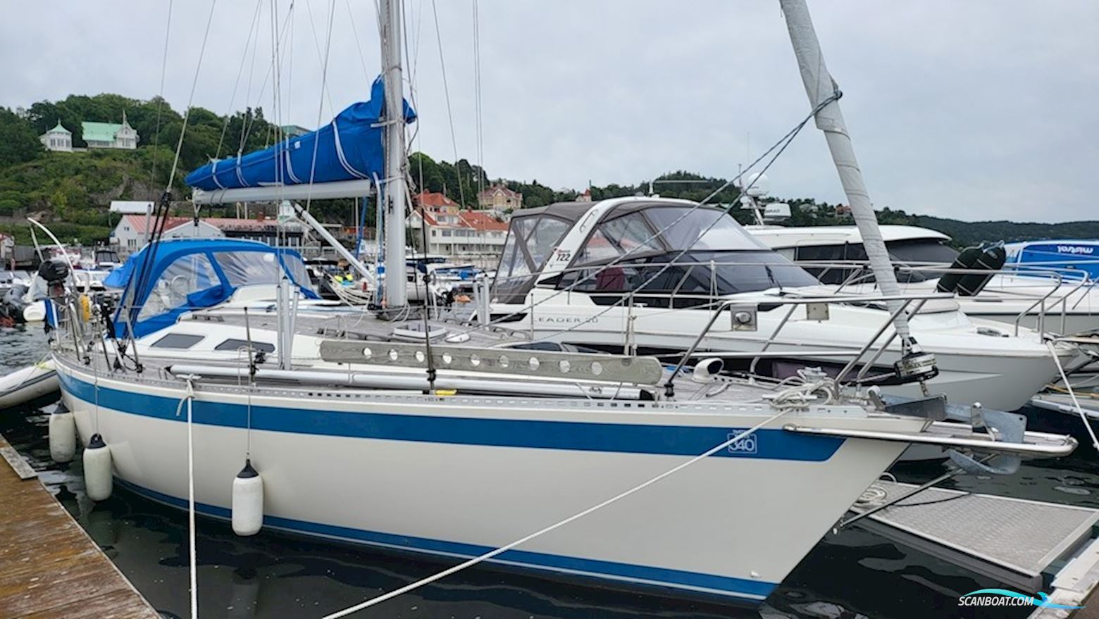 Sweden Yachts 340