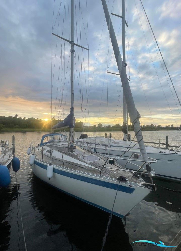 Sweden Yachts 340