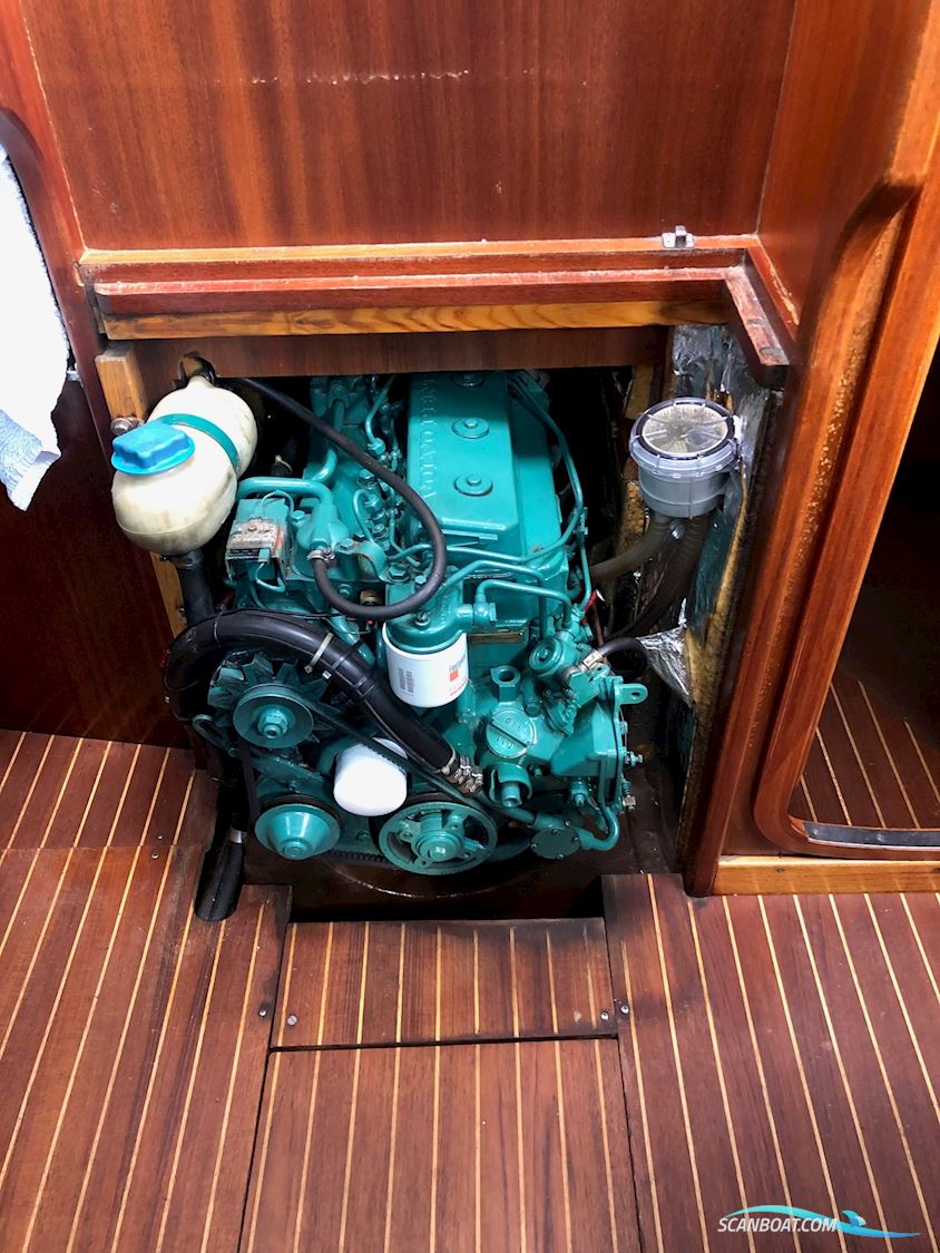 Sweden Yachts 340