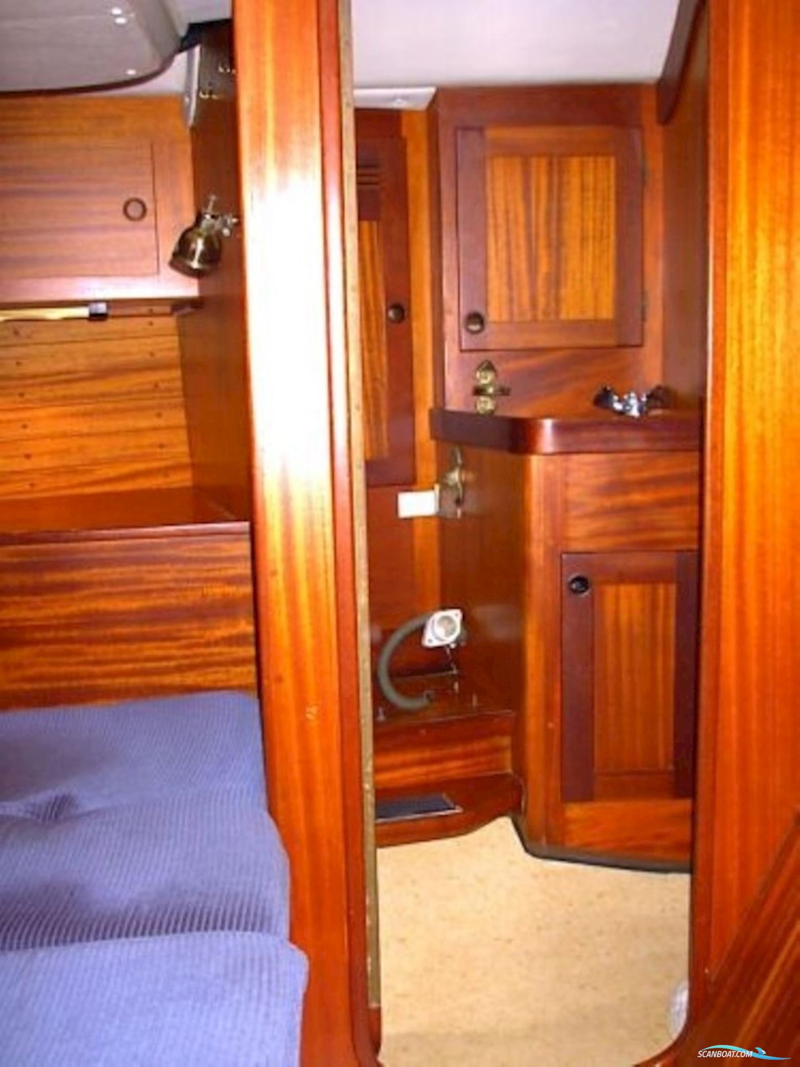 Sweden Yachts 41 Continental