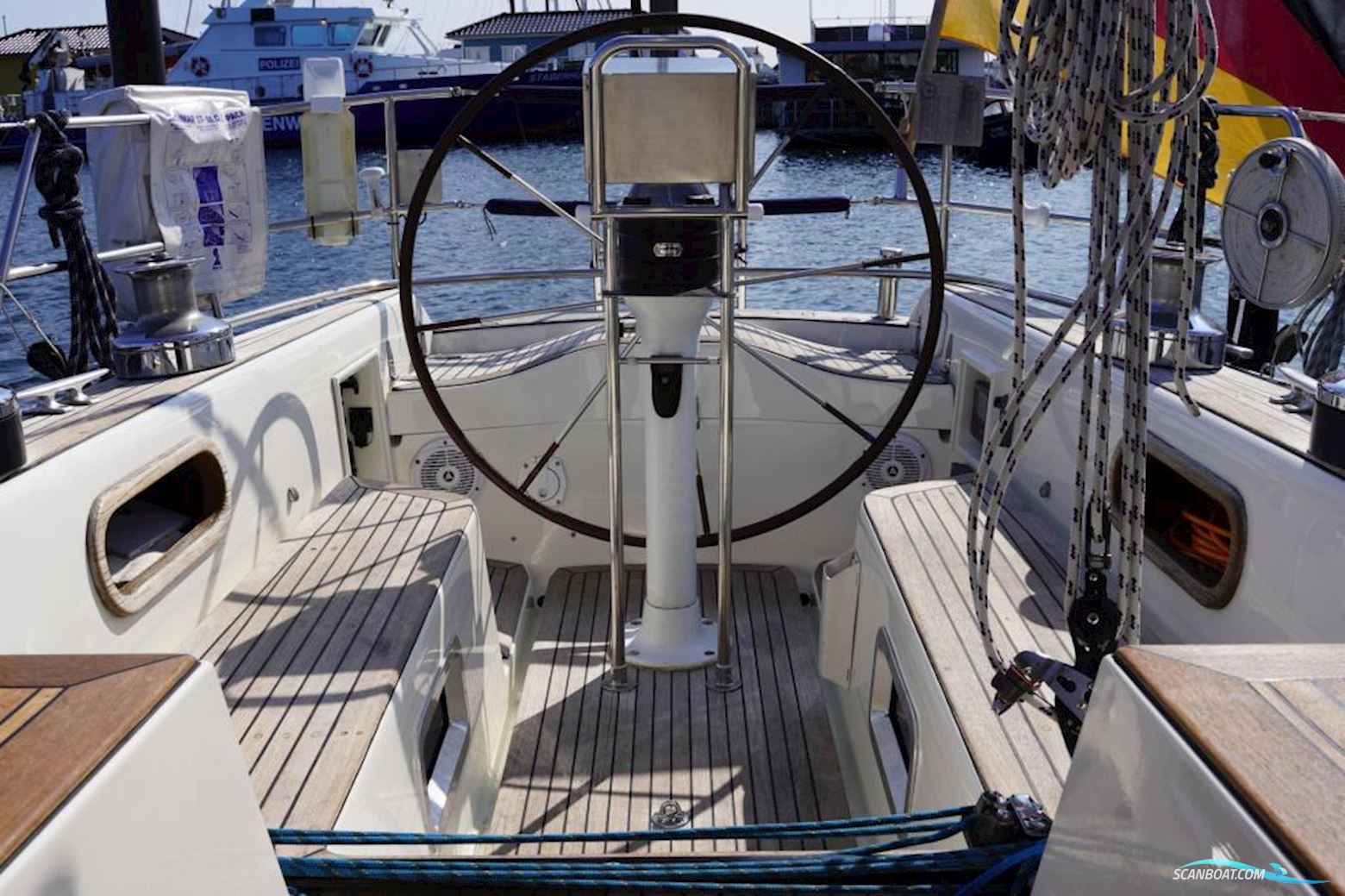 Sweden Yachts C41