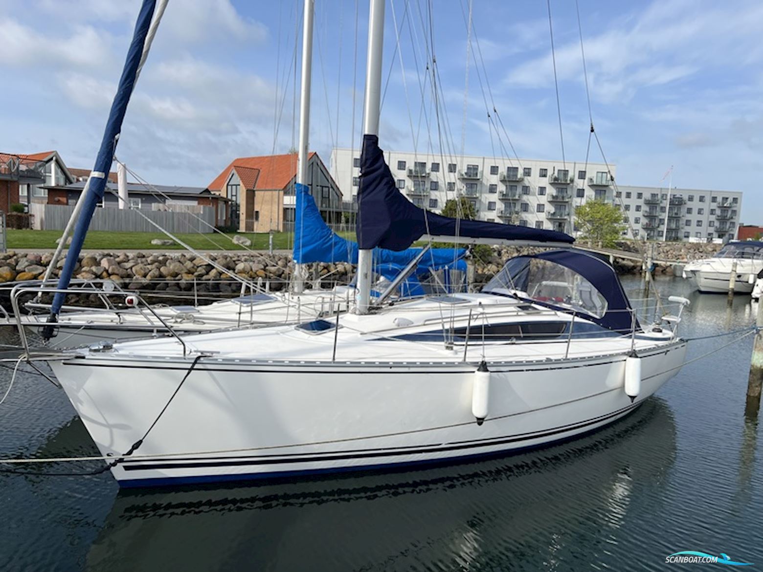 Tango 33 Sejlbåd 2009, med Yanmar
 motor, Danmark