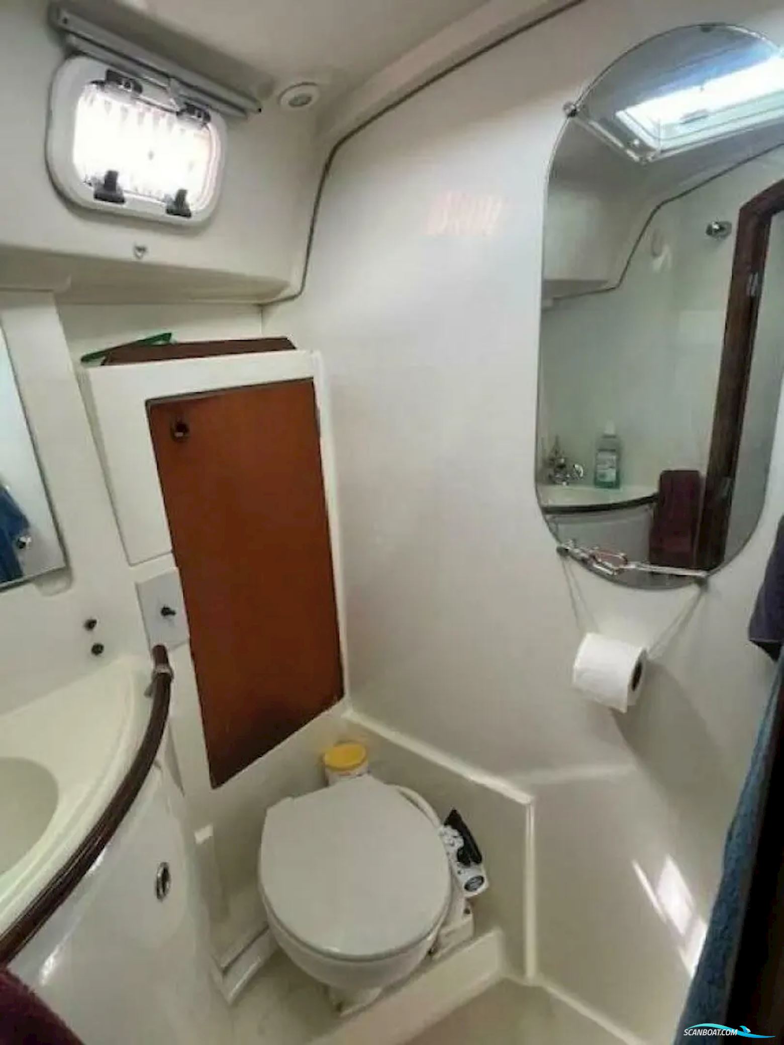 TRACKER Boats Pro Team 195