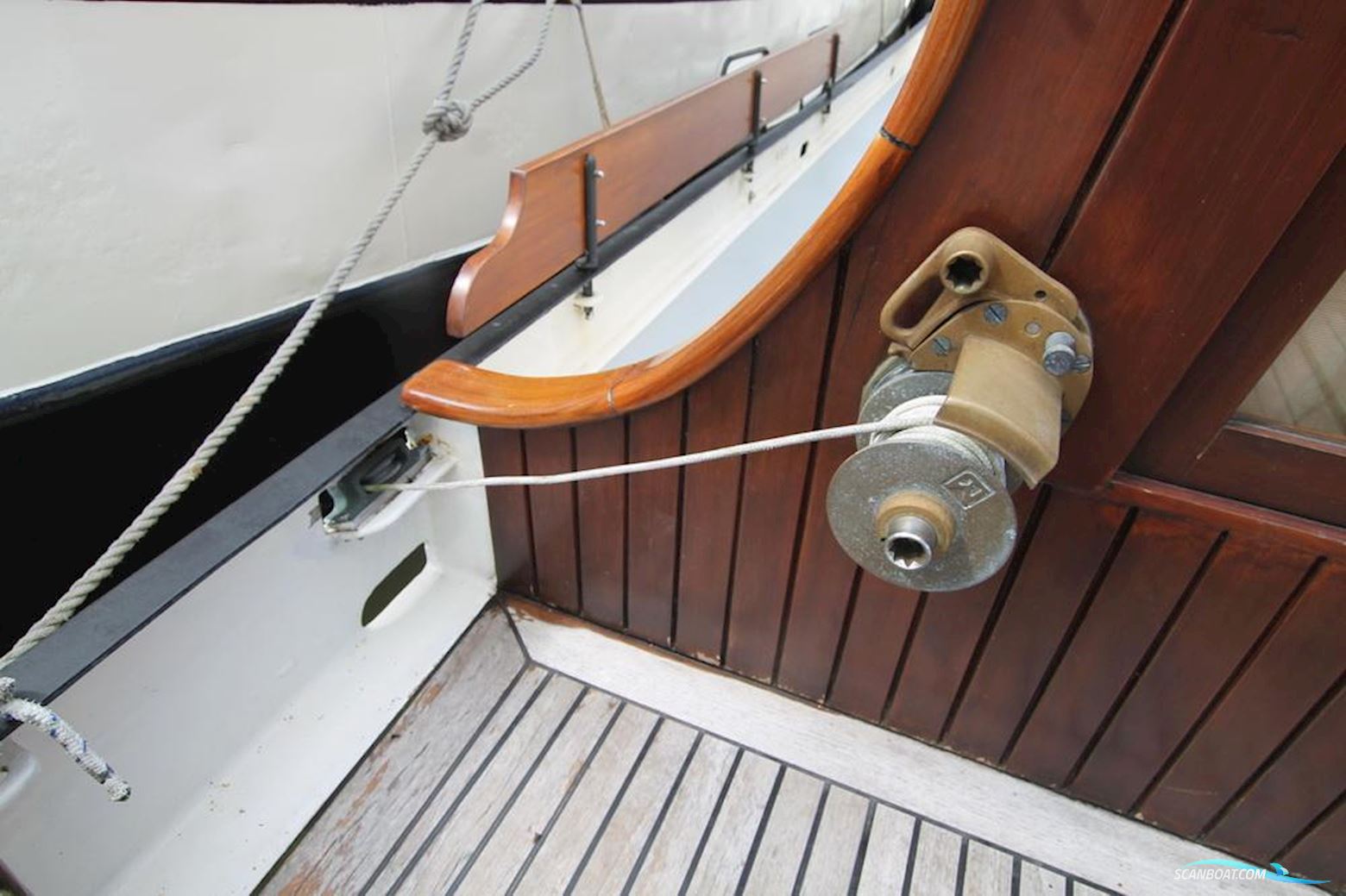 Traditional Platbodem