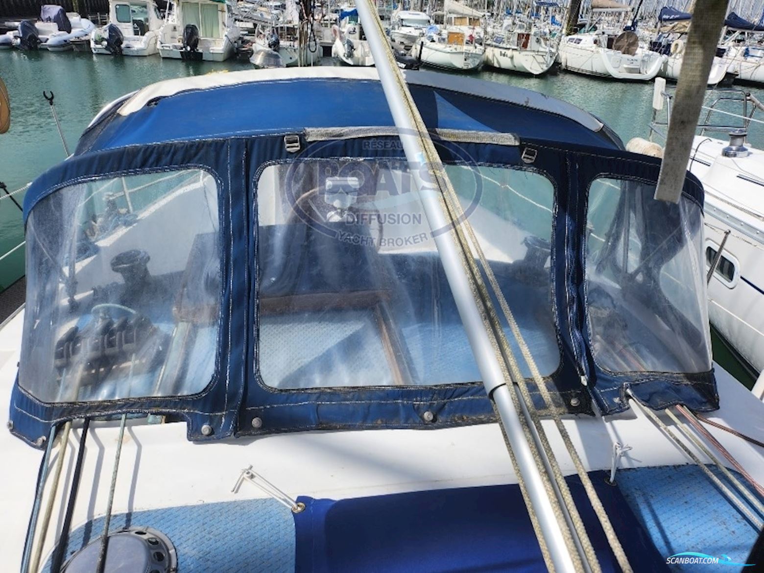 TRIDENT MARINE WARRIOR 35