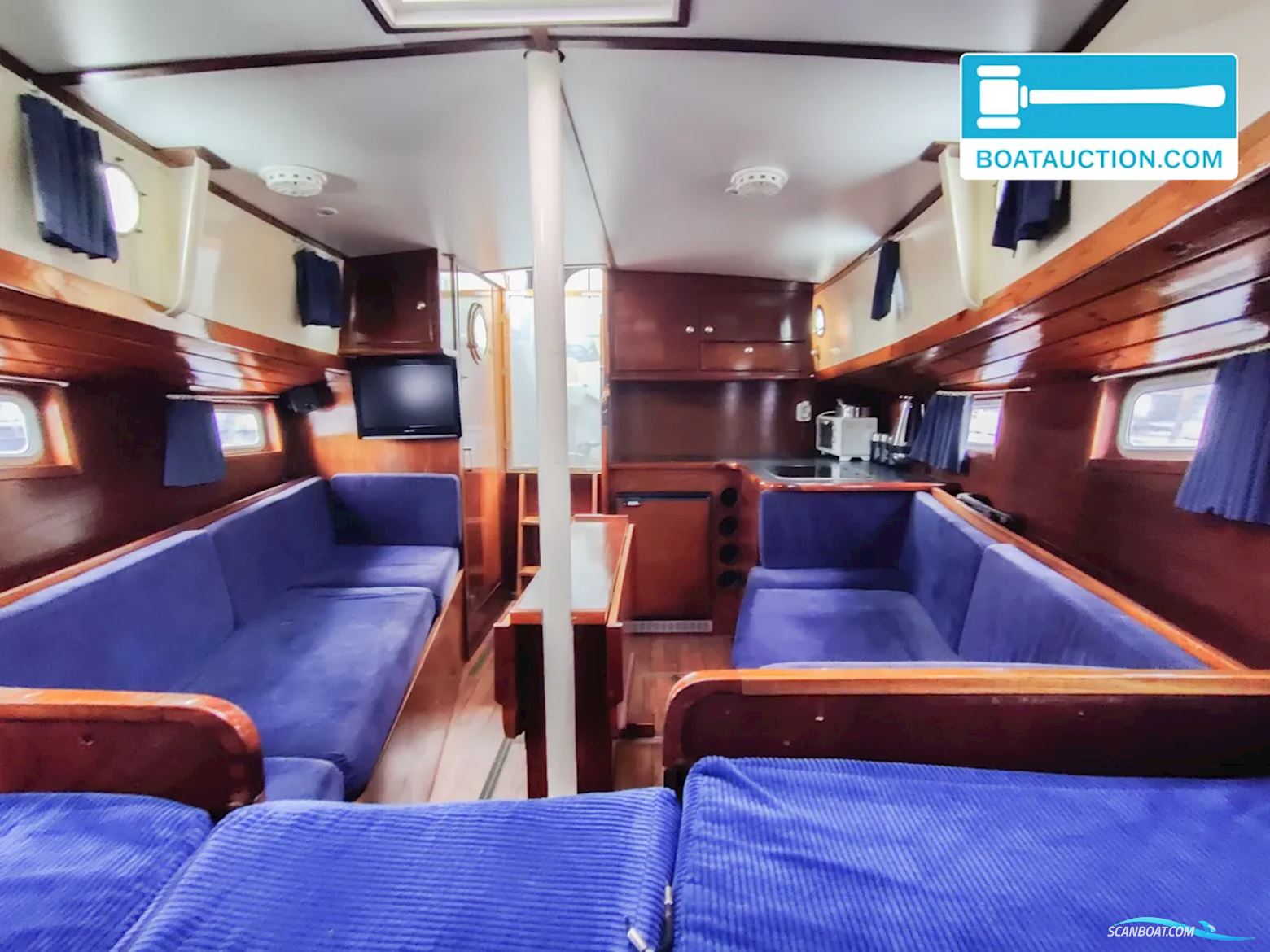 Unter Elbe Motorsailer