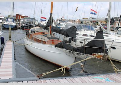 van de Stad S-spant Sejlbåd 1954, med Peugoet Indinor motor, Holland