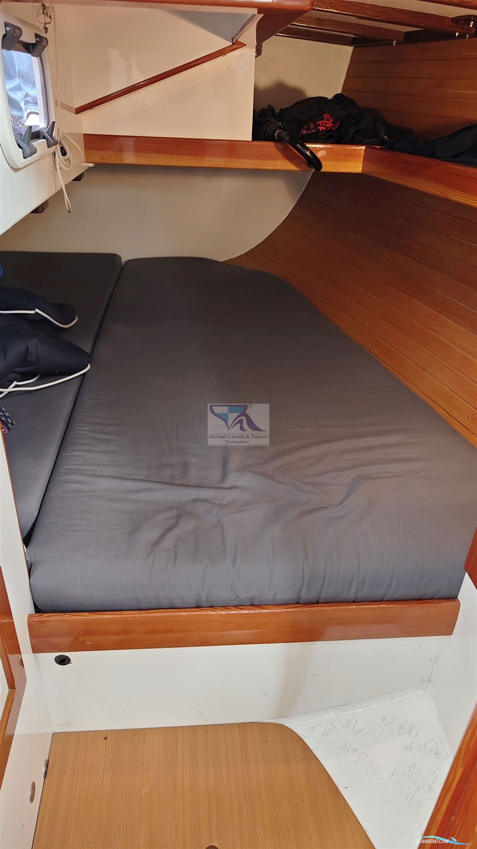 van de Stadt Helena 35